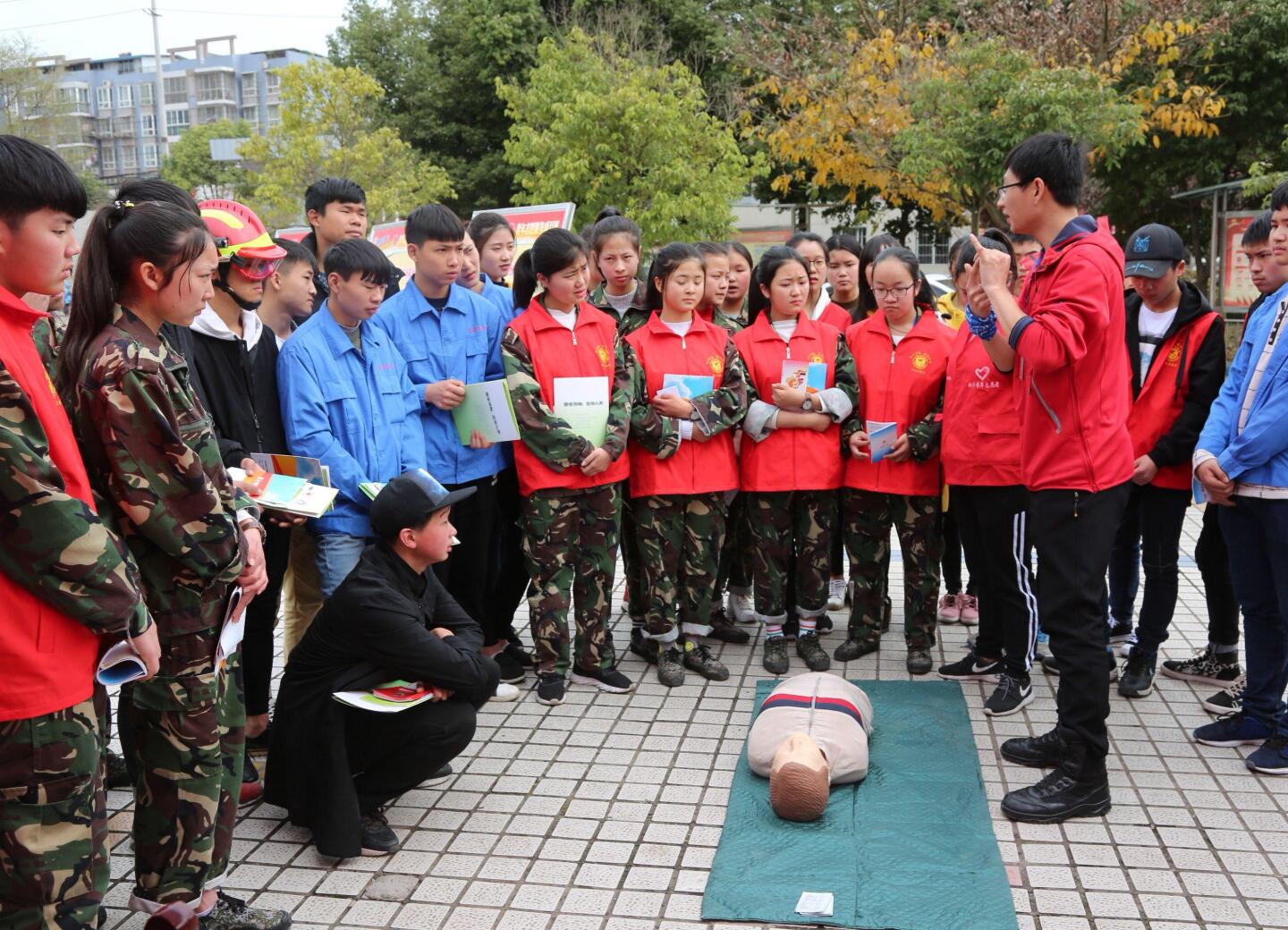 资阳市乐至机电职业技术学校