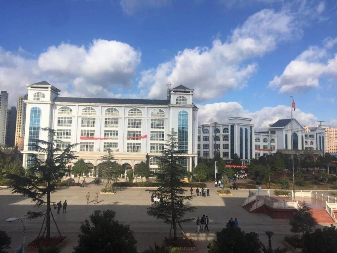 遂宁鸿图电子电路技术职业学校